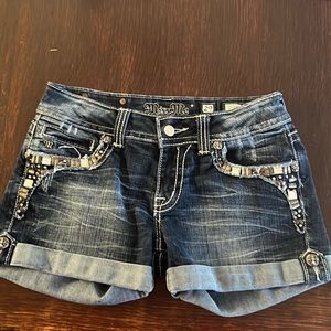 Miss Me jean shorts EUC waist 29
